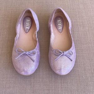 Bloch girls Lavender ballet style shoes size 11.5